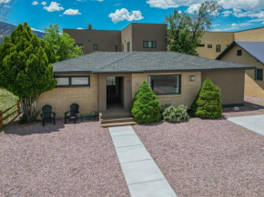 Spacious 4 bedroom house close to everything!